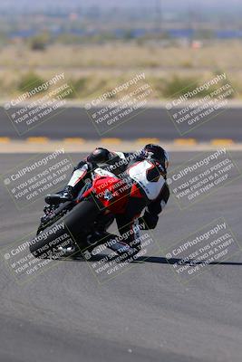 media/Oct-08-2022-SoCal Trackdays (Sat) [[1fc3beec89]]/Turn 11 Backside (1145am)/